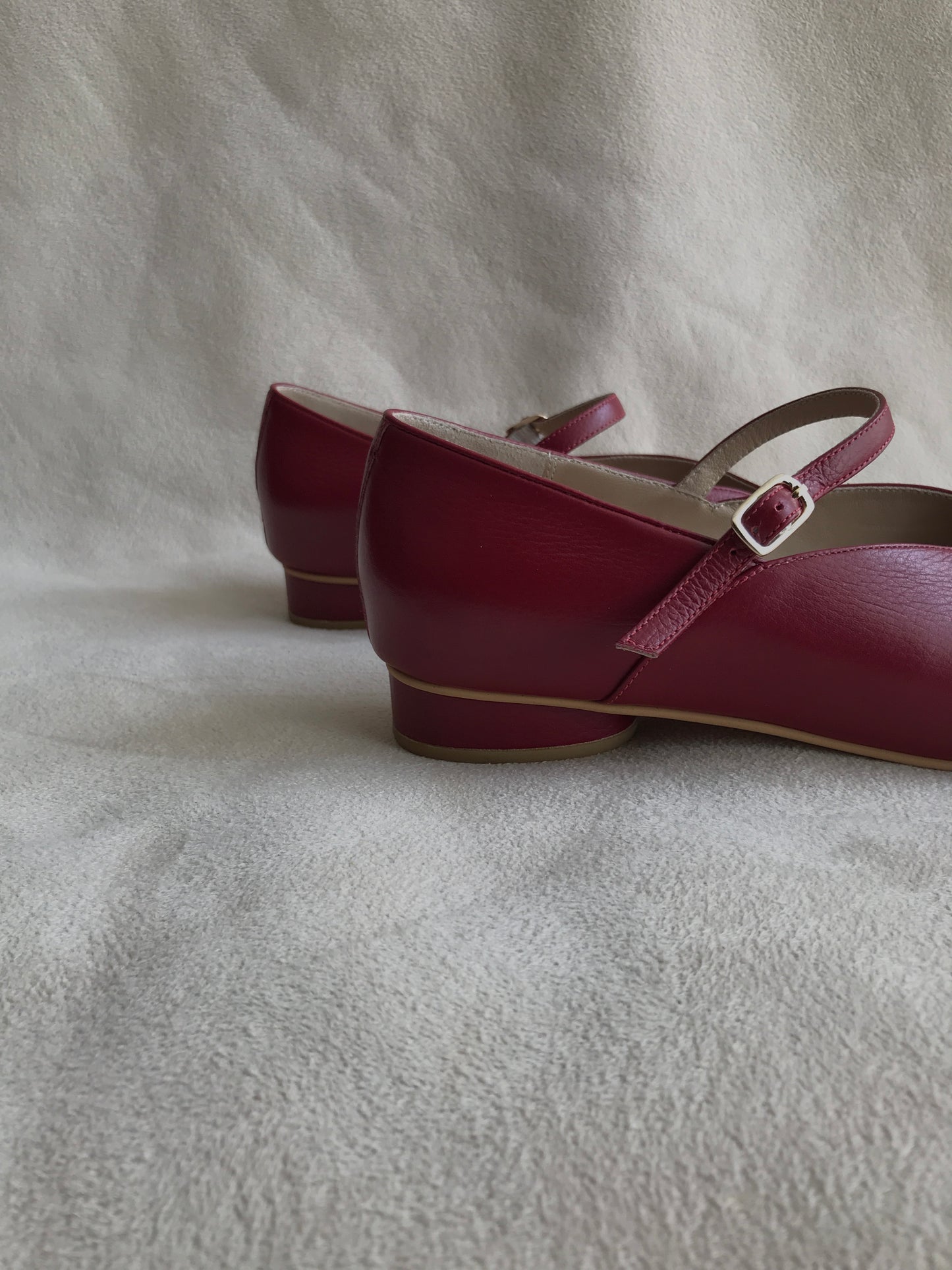 PRE ORDER - Balerina Victoria - Rojo vino