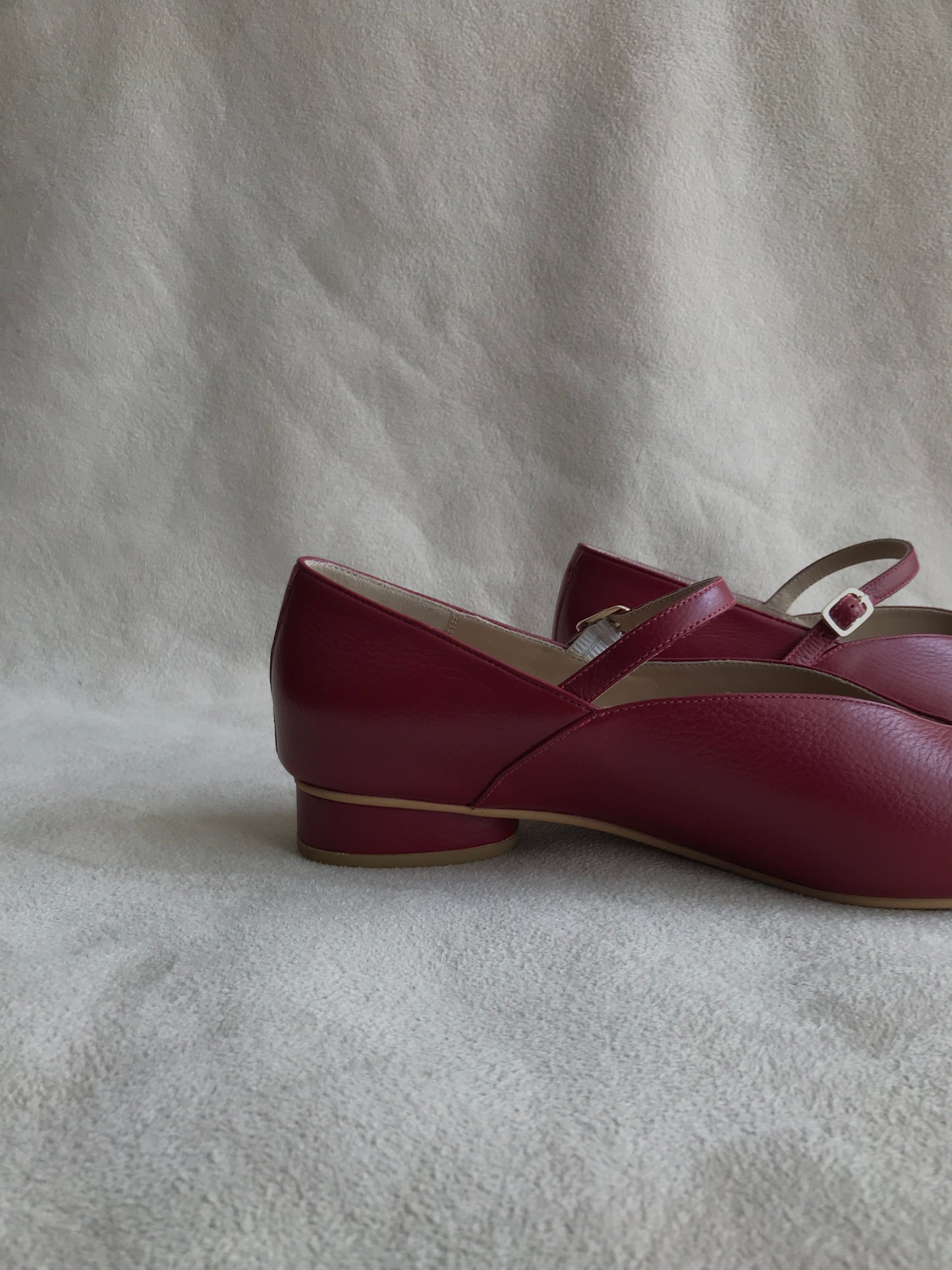 PRE ORDER - Balerina Victoria - Rojo vino