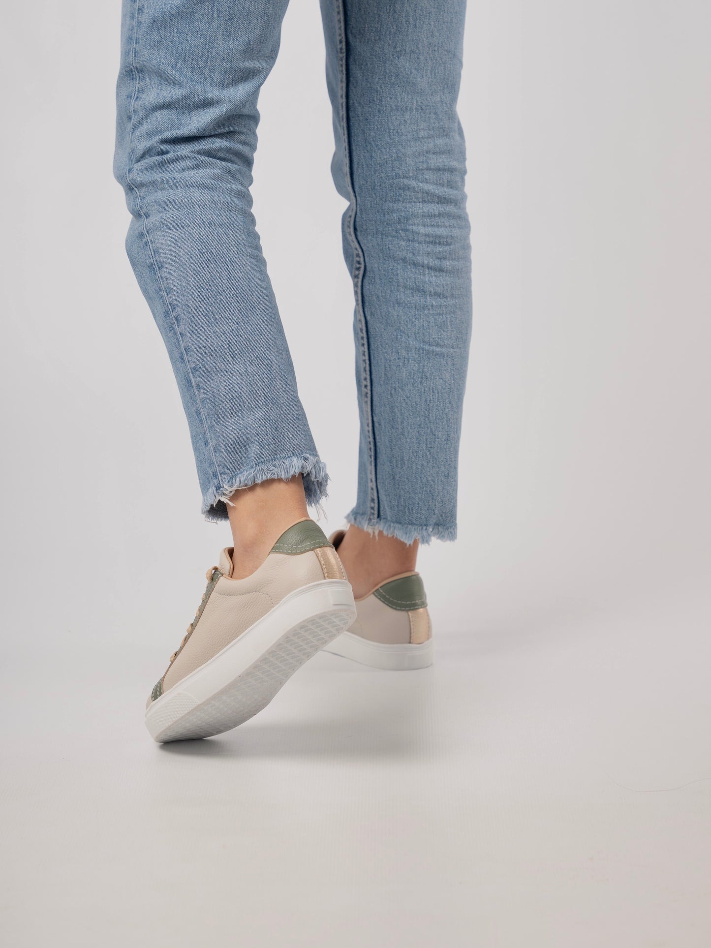 Oli Sneaker - Olive Green/Ivory