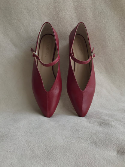 PRE ORDER - Balerina Victoria - Rojo vino