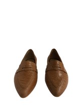 Load image into Gallery viewer, Sutton Moccasin - Camel Crocco
