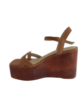 Load image into Gallery viewer, Gigi Sandal - Camel
