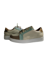 Load image into Gallery viewer, Sofi sneaker - Jade green
